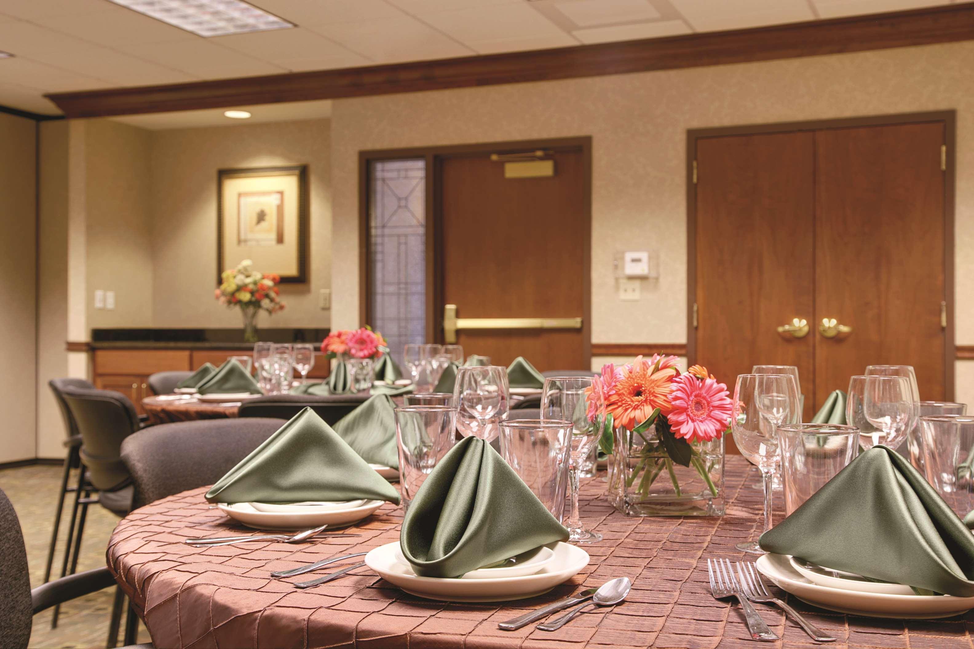 Hyatt House Pleasant Hill Hotel Luaran gambar